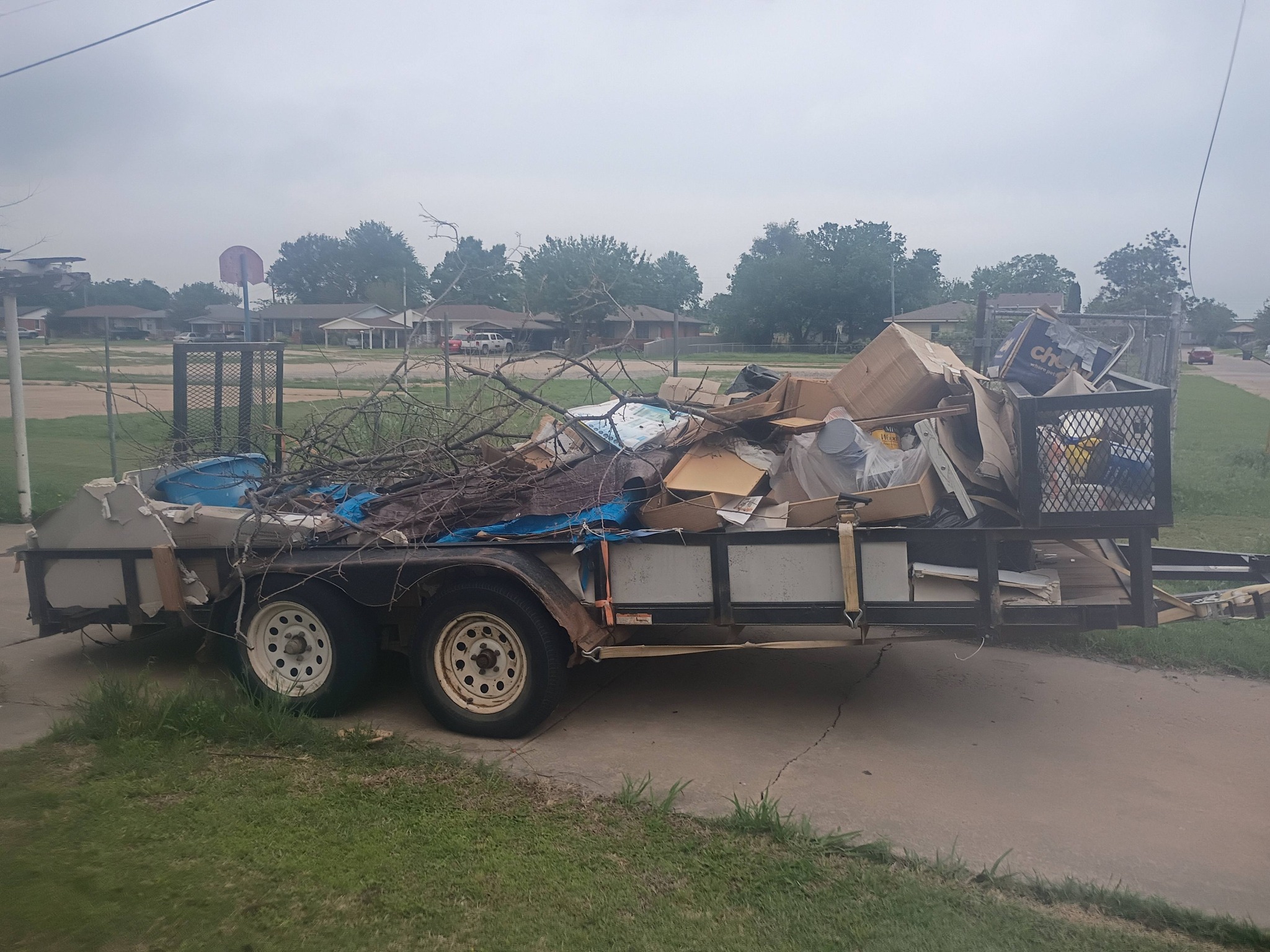 Junk removal trailer and debris hauling